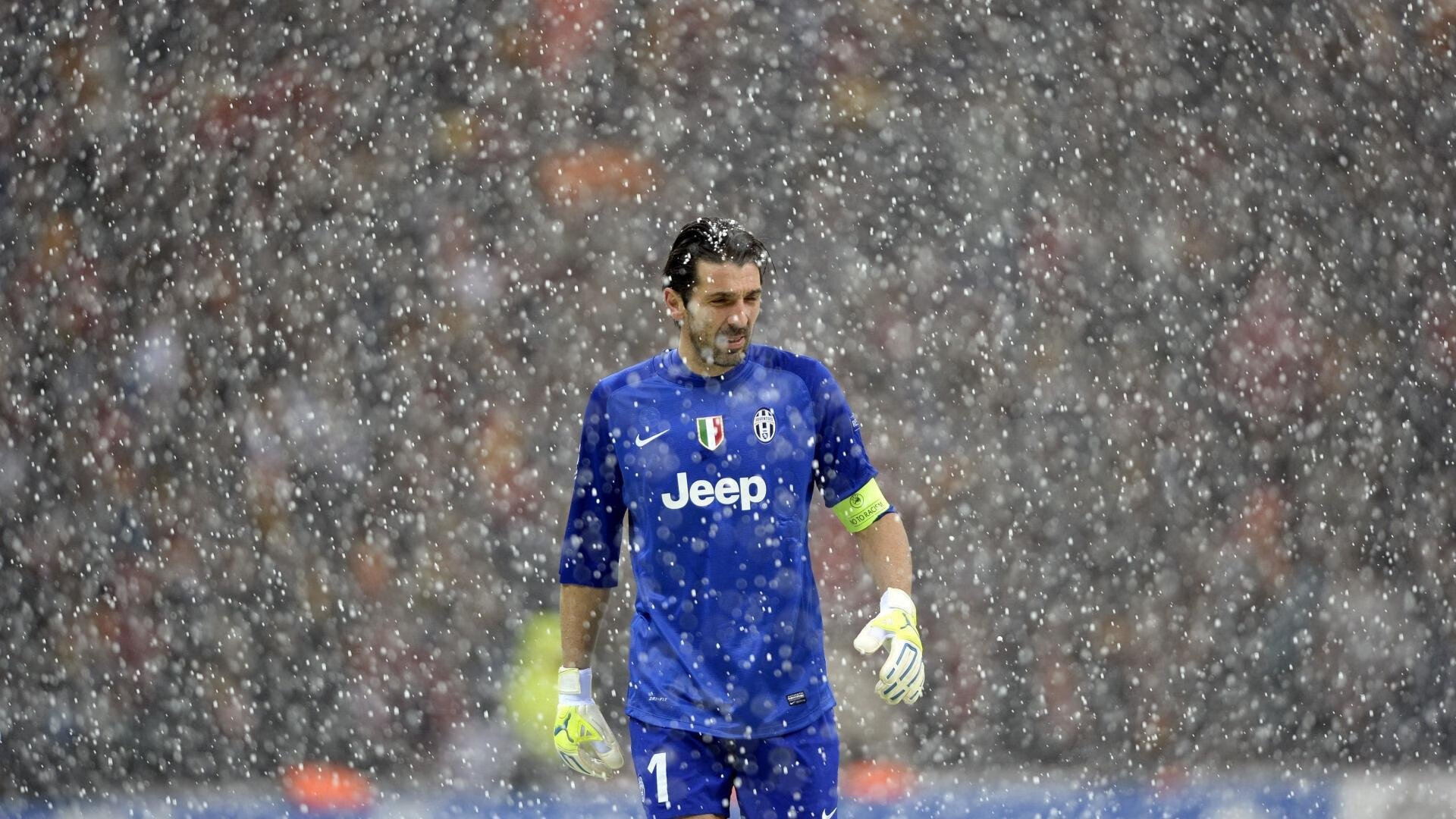 冠军球队球员家庭开放日温馨感人,增强球队凝聚力